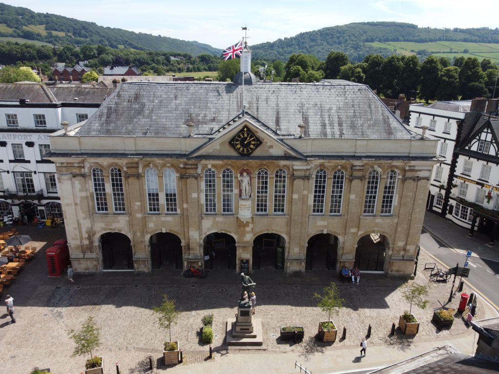 Shire Hall, Trefynwy