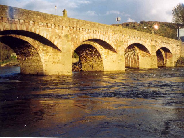 Photo of the Wye Bridge from the river looking up
